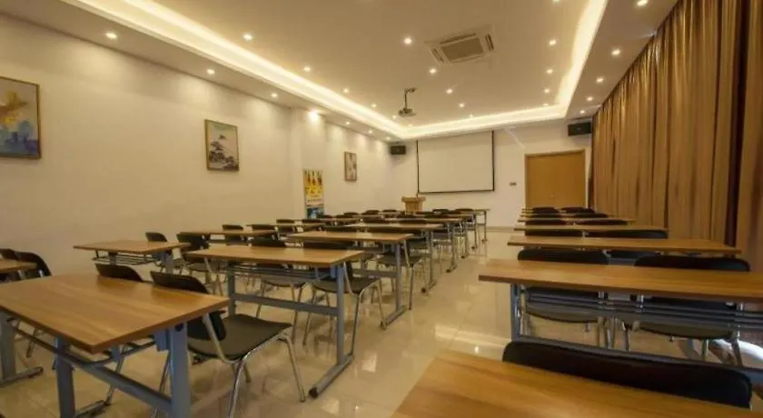 Greentree Inn Suzhou Gongyeyuan District Xinglong Street Express Hotel  Suzhou (Jiangsu)